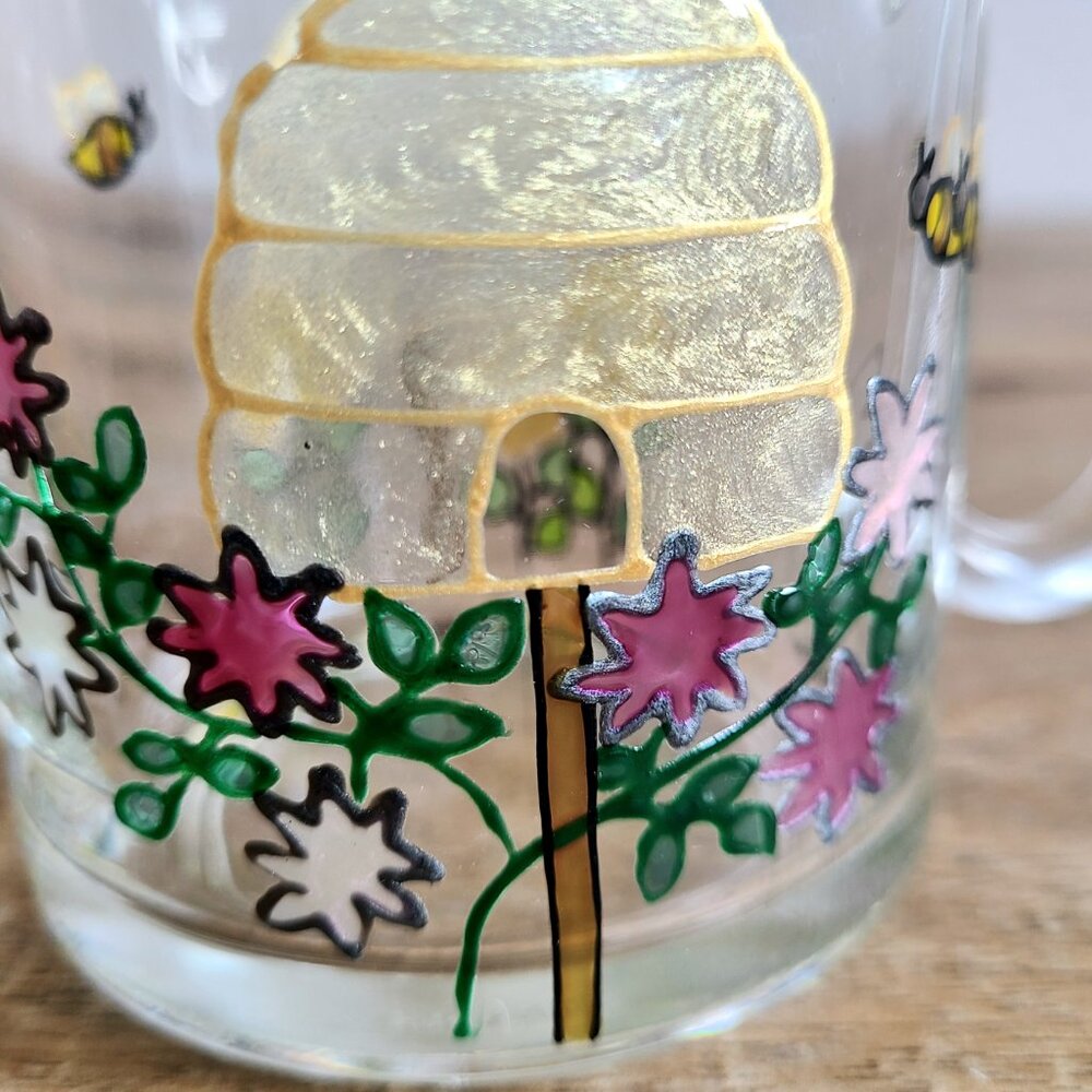 Made in France glass mug with bees design. - Picture 7 of 13